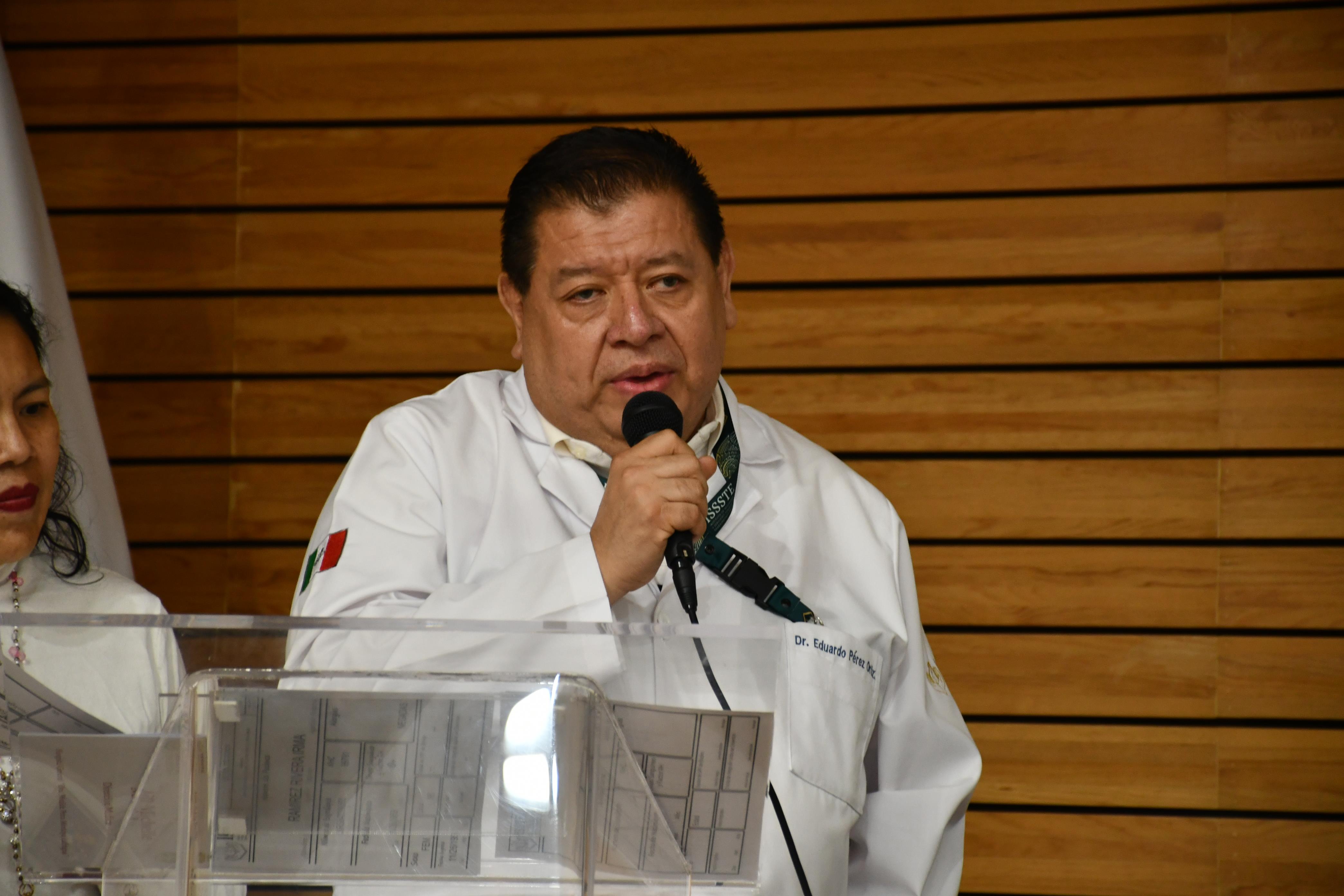 Entrega de Reconocimientos por Años de Servicio en el HG "Dra. Matilde Petra Montoya Lafragua" 